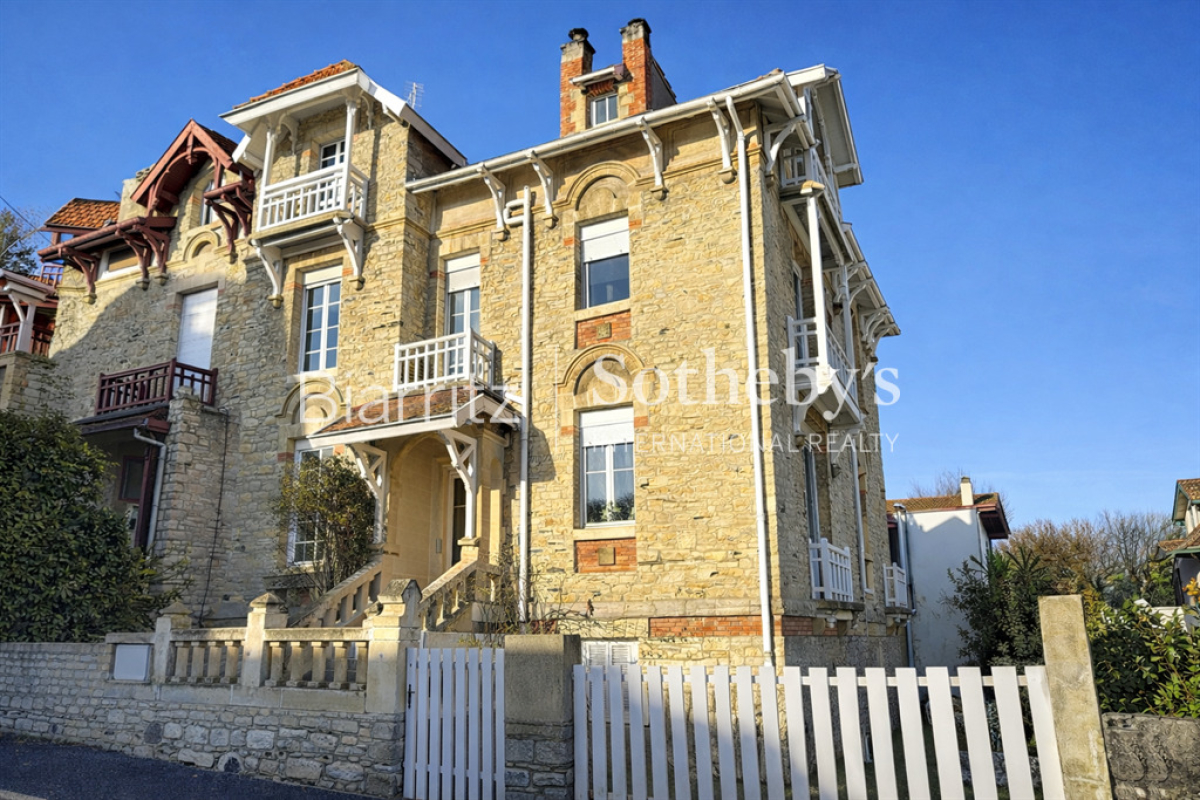 Luxury House for sale in Biarritz, 1 990 000 €, Photo 2