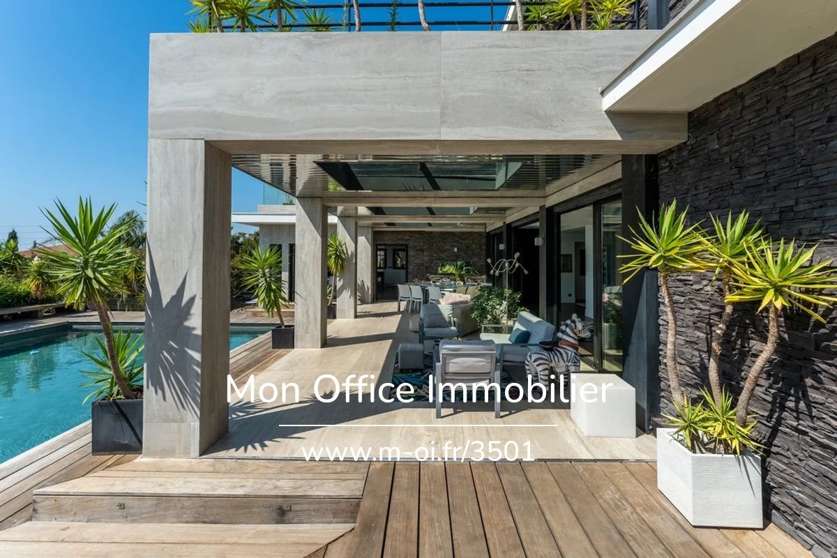 Maison de luxe à vendre à Saint-Raphaël, 2 890 000 €, Photo 1