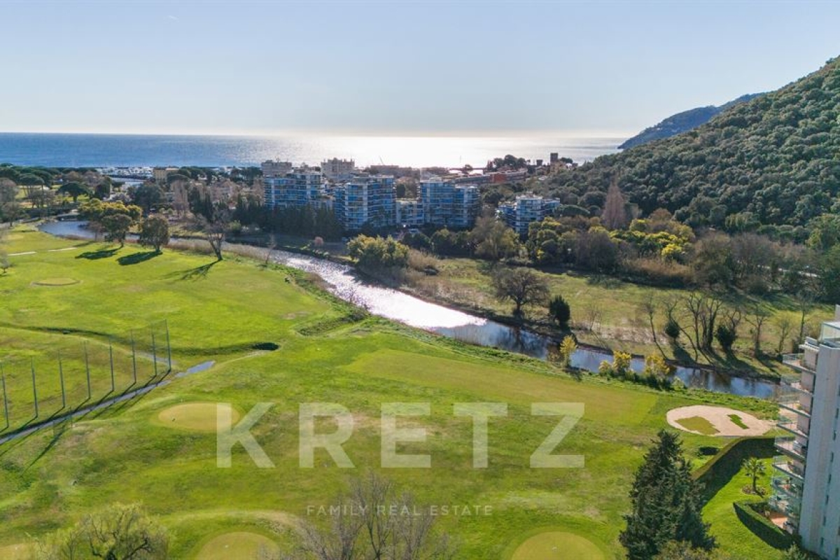 Appartement de luxe à vendre à Mandelieu-la-Napoule, 990 000 €, Photo 2