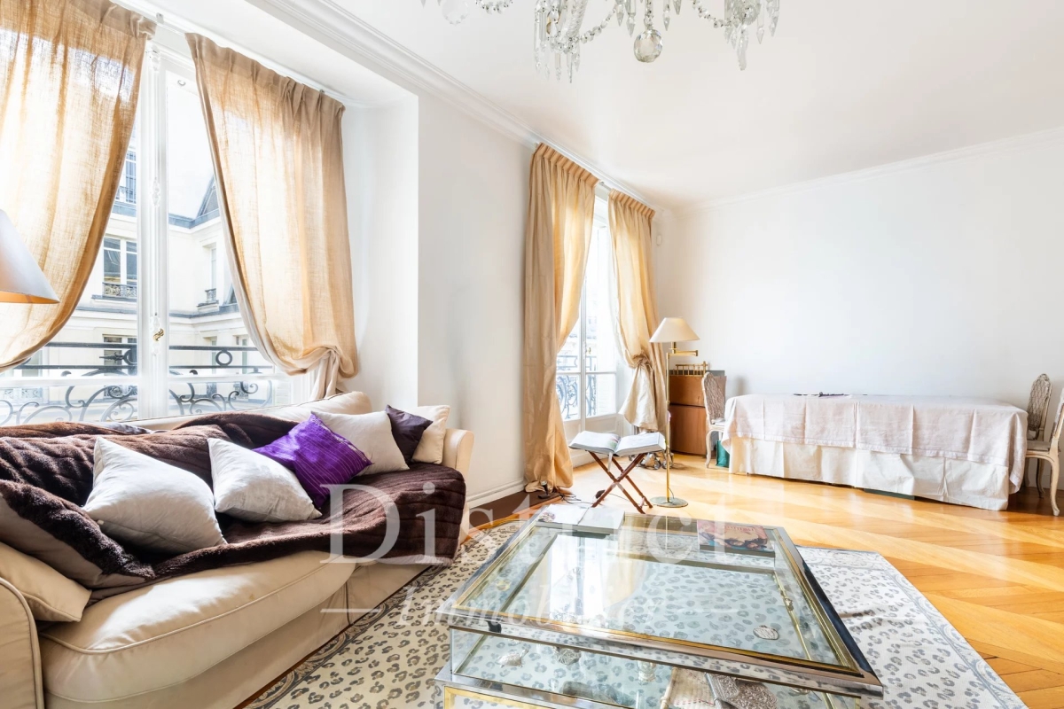 Luxury Apartment for sale in Paris 5Ème, 1 840 000 €, Photo 1