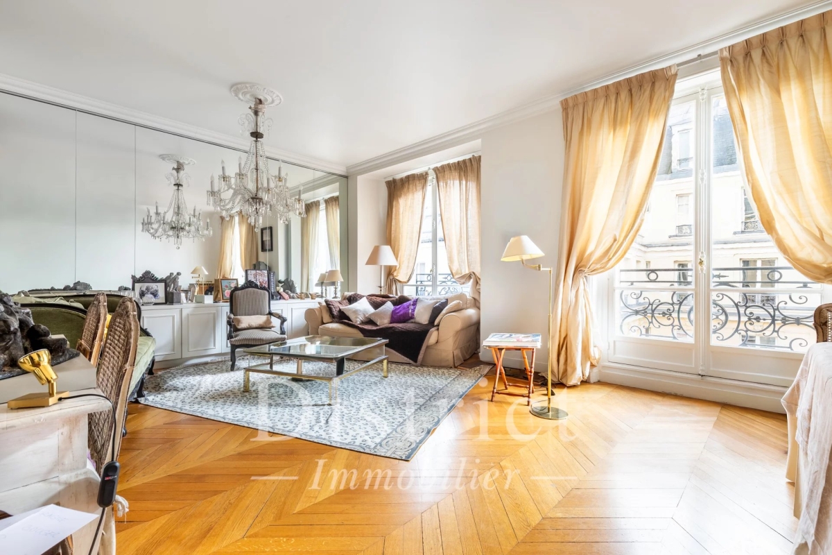 Luxury Apartment for sale in Paris 5Ème, 1 840 000 €, Photo 2