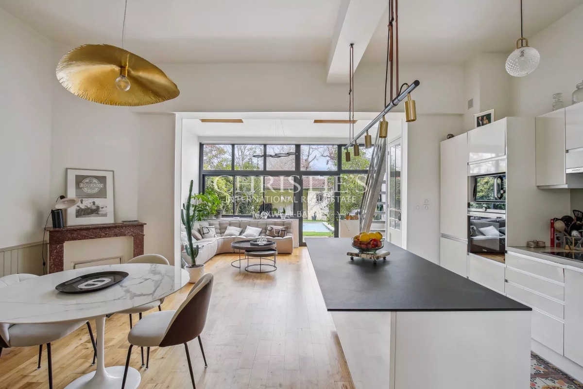 Maison de luxe à vendre à Mérignac, 861 000 €, Photo 1