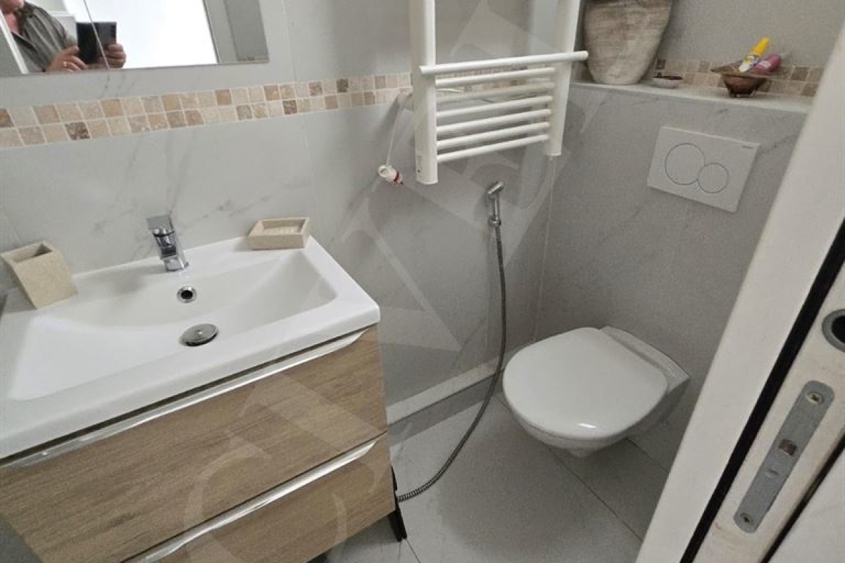Appartement de luxe à louer à Paris 17Ème, 1 430 €, Photo 2