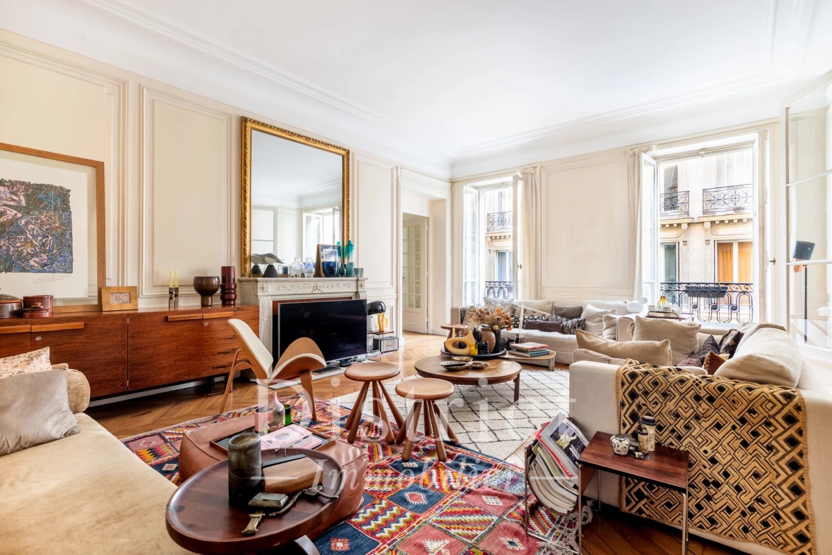 Luxury Apartment for sale in Paris 8Ème, 2 100 000 €, Photo 2