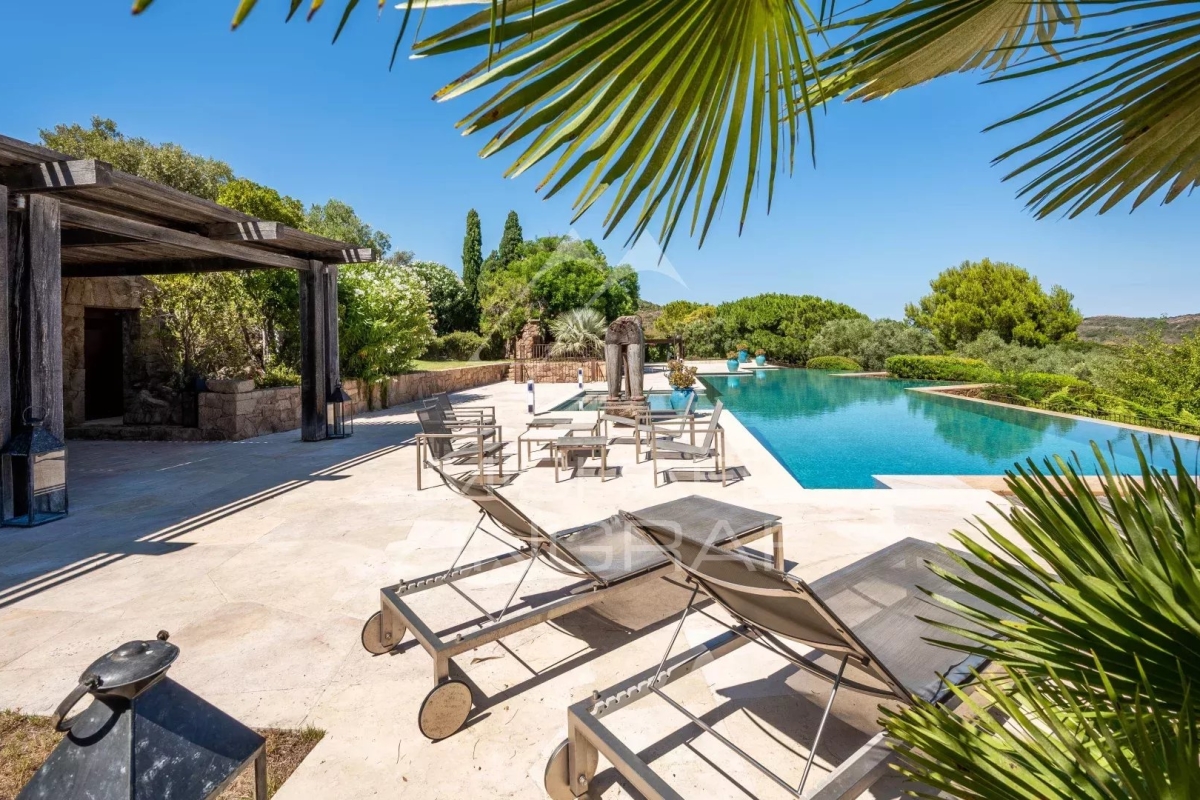 Maison de luxe à vendre à Bonifacio, 7 900 000 €, Photo 3