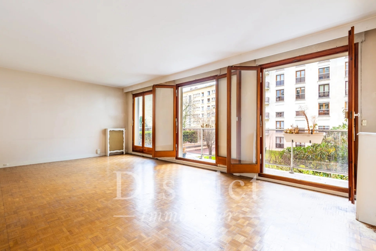 Luxury Apartment for sale in Paris 15ème, 609 000 €, Photo 3