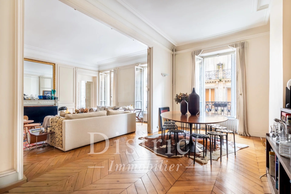 Luxury Apartment for sale in Paris 8Ème, 2 100 000 €, Photo 3