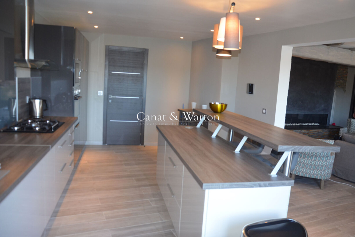 Maison de luxe à vendre à Saint-Raphaël, 1 341 000 €, Photo 3