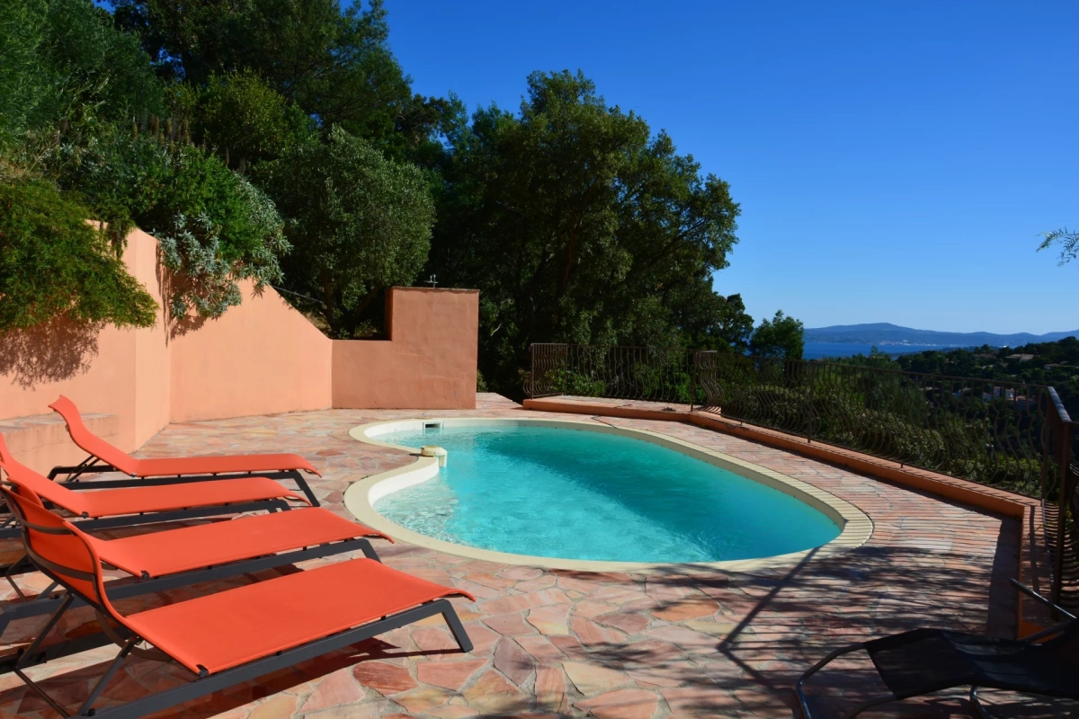 Maison de luxe à vendre à Les Issambres, 1 245 000 €, Photo 1