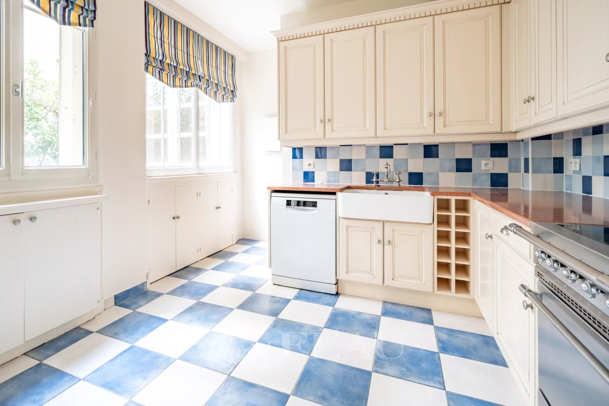 Maison de luxe à vendre à Neuilly-sur-Seine, 2 995 000 €, Photo 3