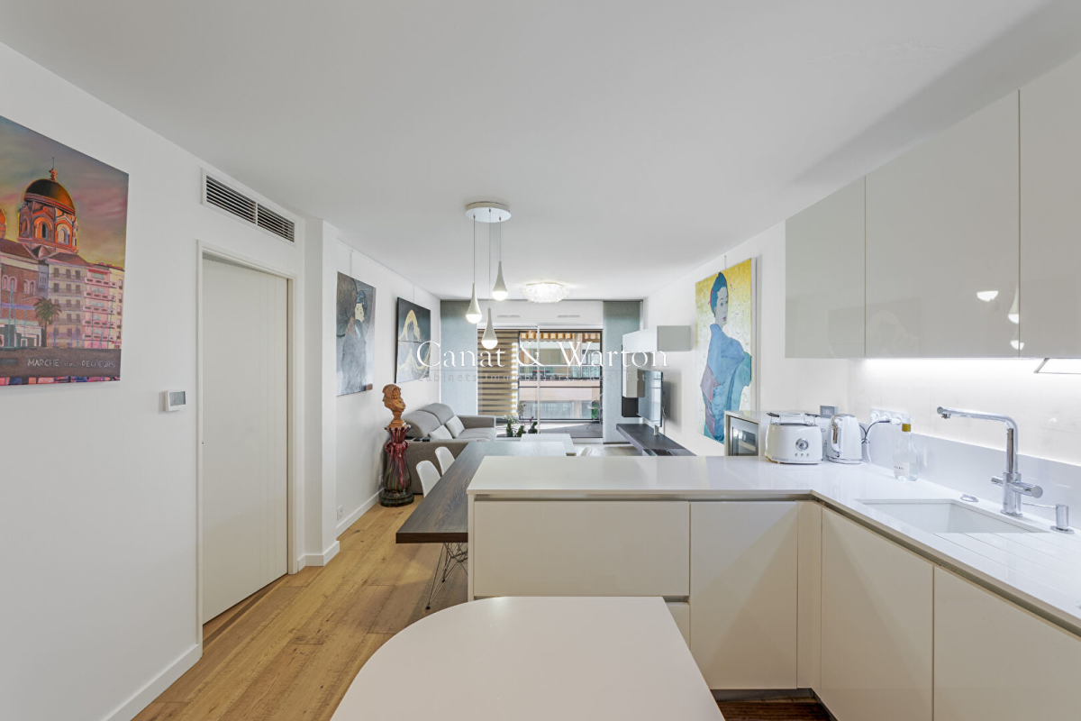 Appartement de luxe à vendre à Saint-Raphaël, 659 000 €, Photo 2