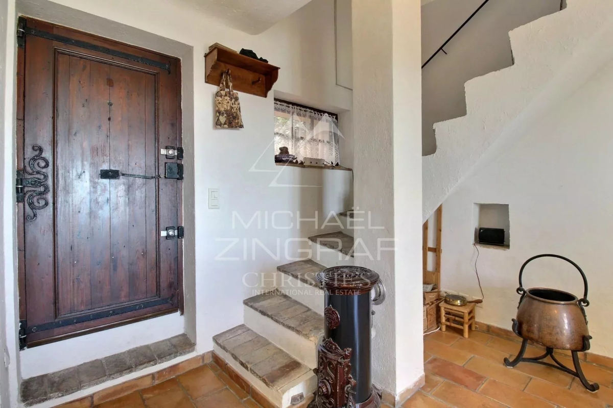 Luxury House for sale in Saint-Jeannet, 325 000 €, Photo 2