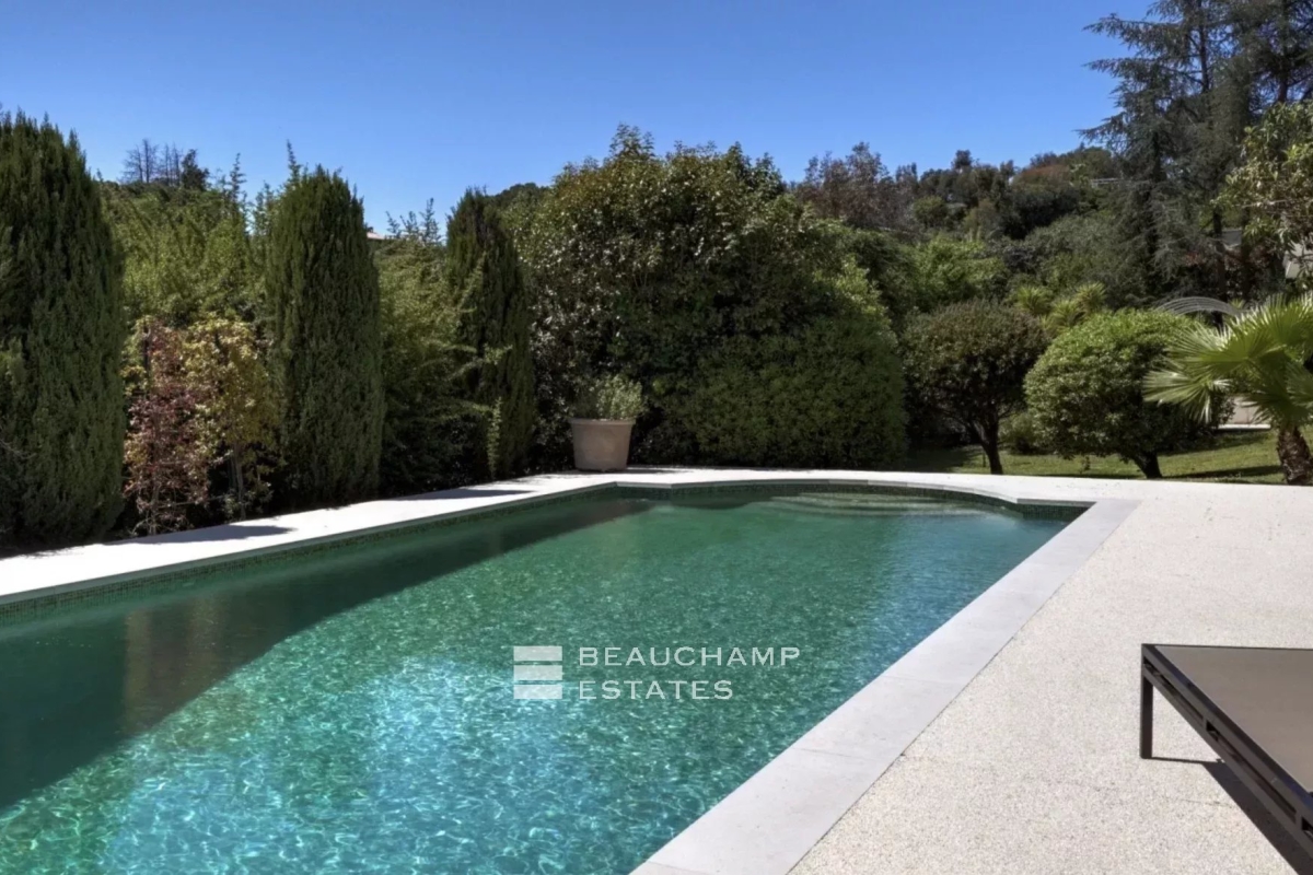 Maison de luxe à vendre à La Roquette-sur-Siagne, 1 980 000 €, Photo 2