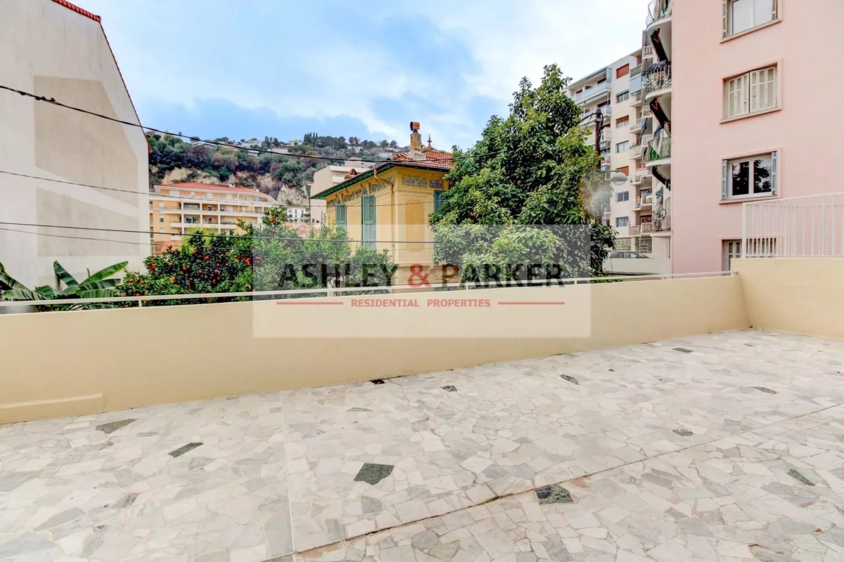 Luxury Apartment for sale in Nice, 199 000 €, Photo 2