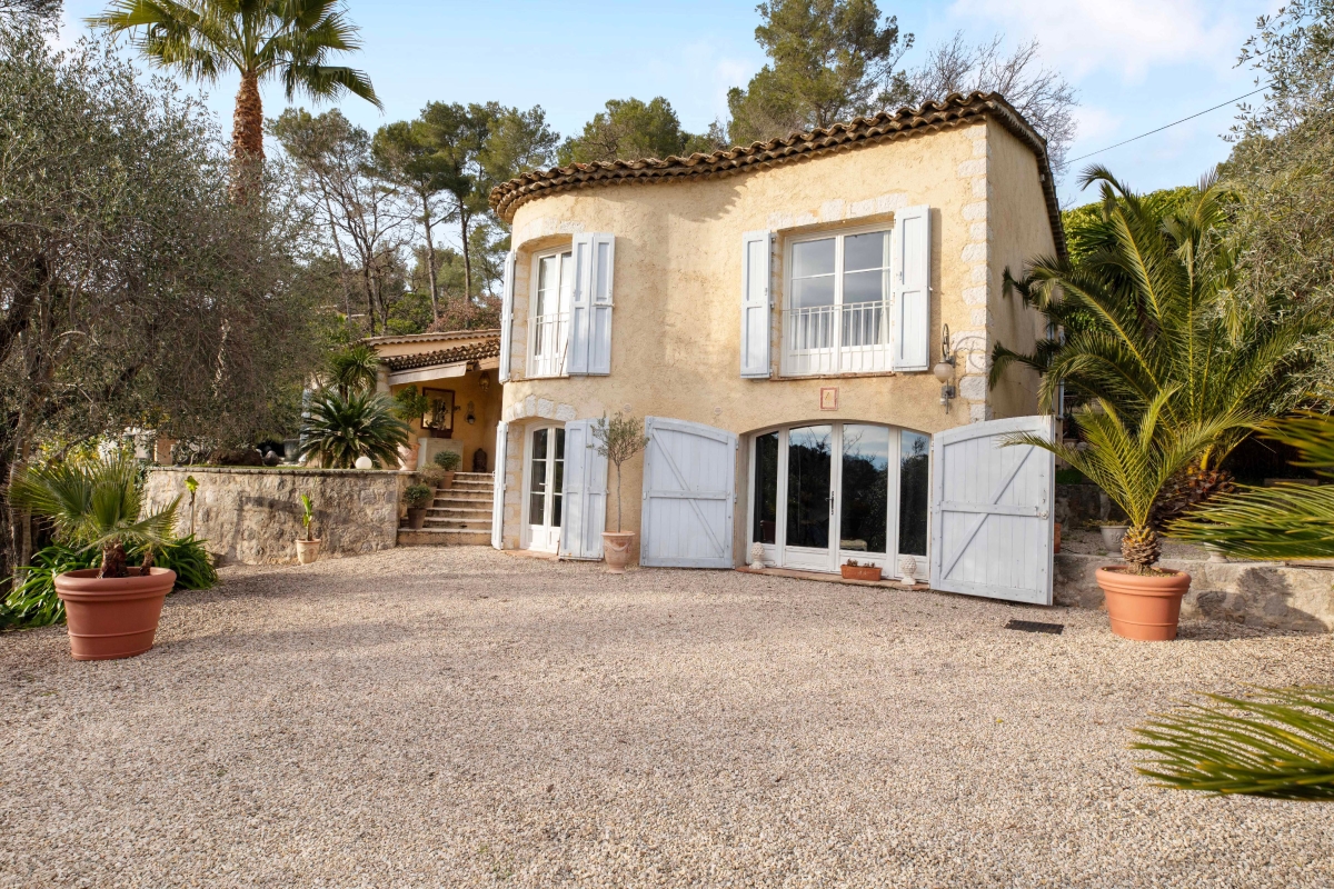 Maison de luxe à vendre à Le Rouret, 1 095 000 €, Photo 3