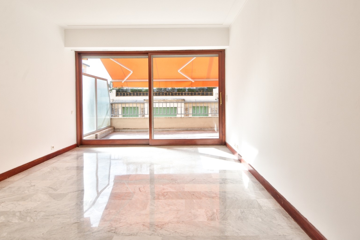 Luxury Apartment for sale in Nice, 712 400 €, Photo 3