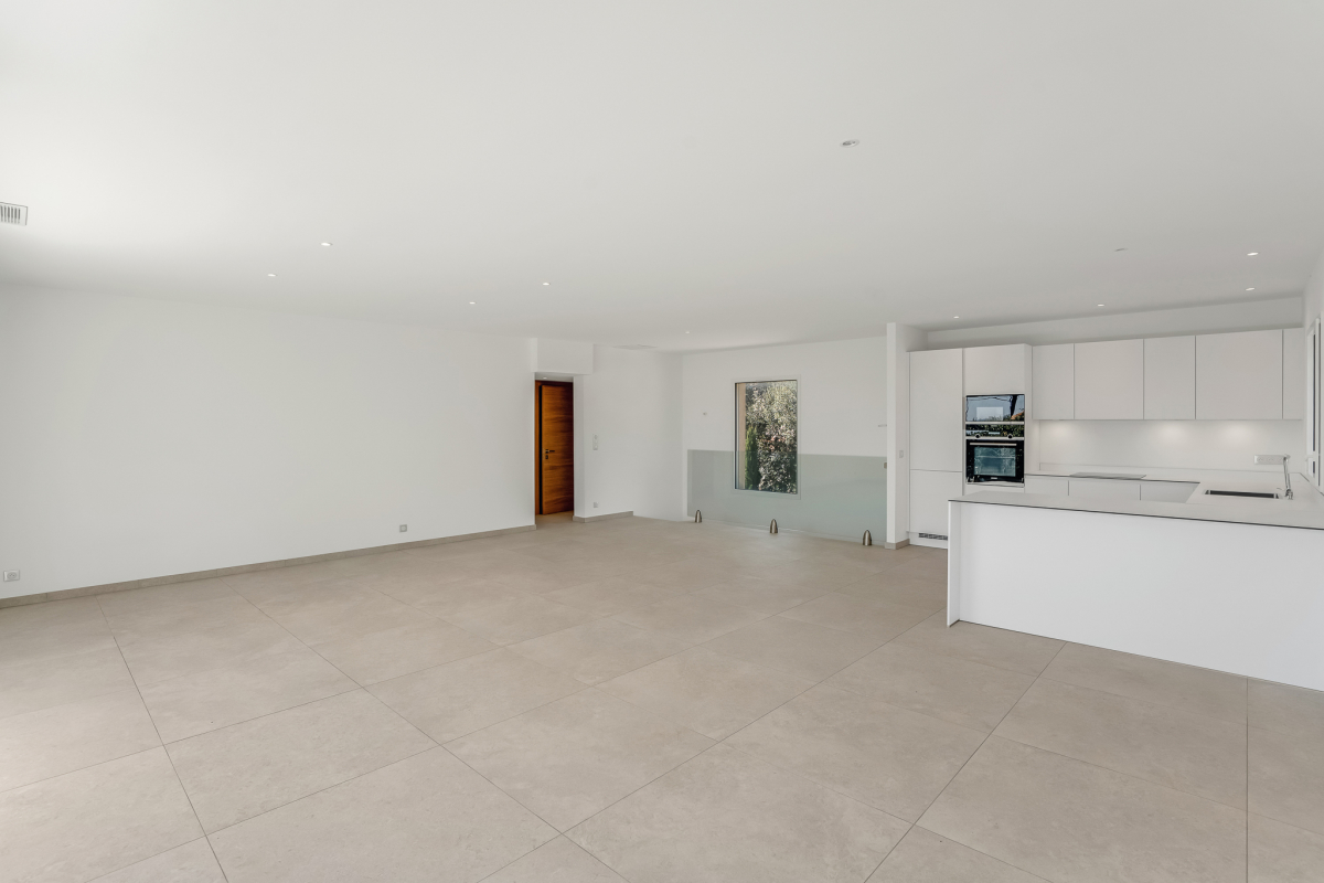 Luxury House for sale in Cavalaire-sur-Mer, 1 950 000 €, Photo 7