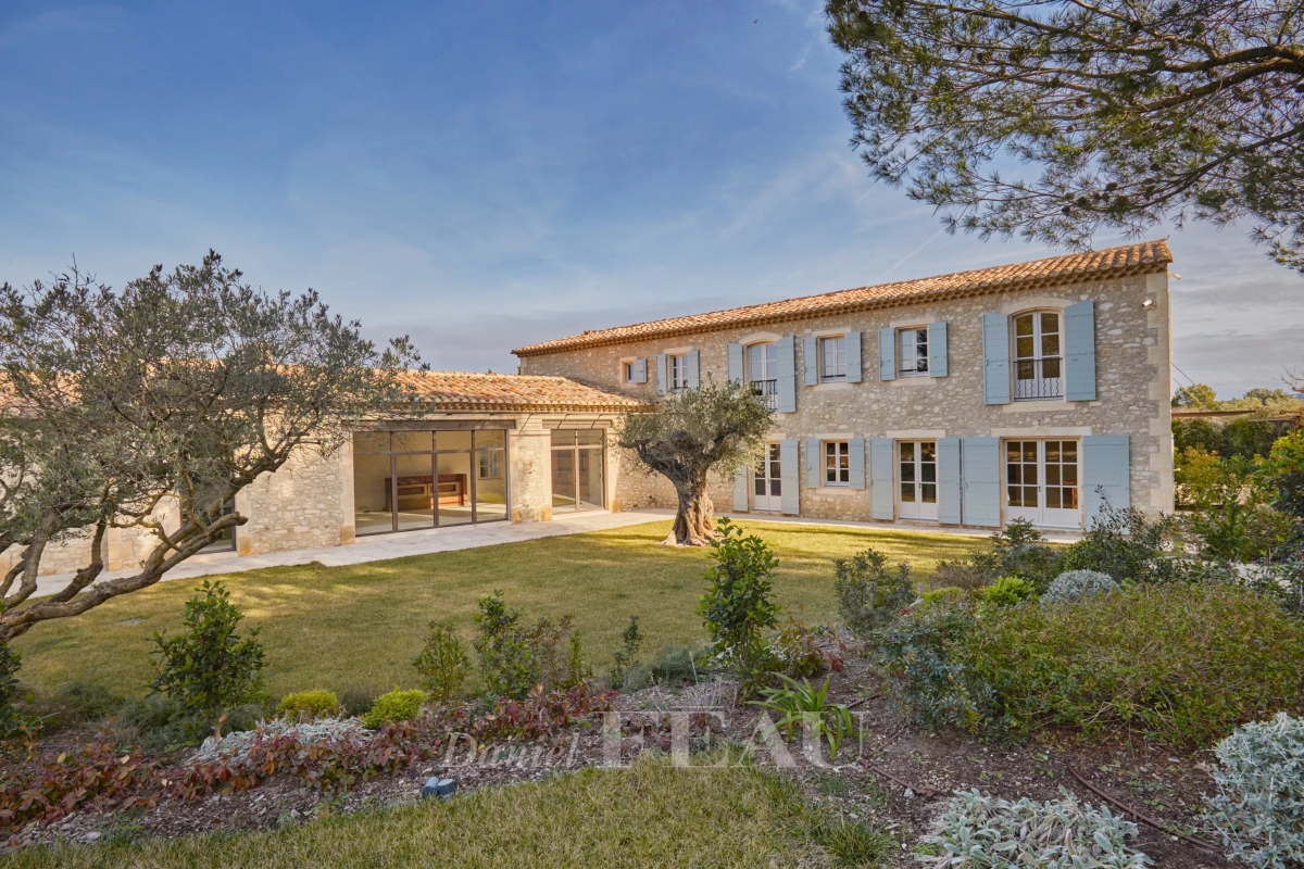 Luxury House for sale in Eygalières, 4 990 000 €, Photo 2