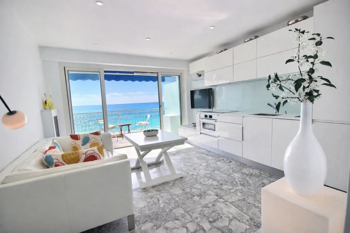 Appartement de luxe à vendre à Juan-les-Pins, 420 000 €, Photo 2