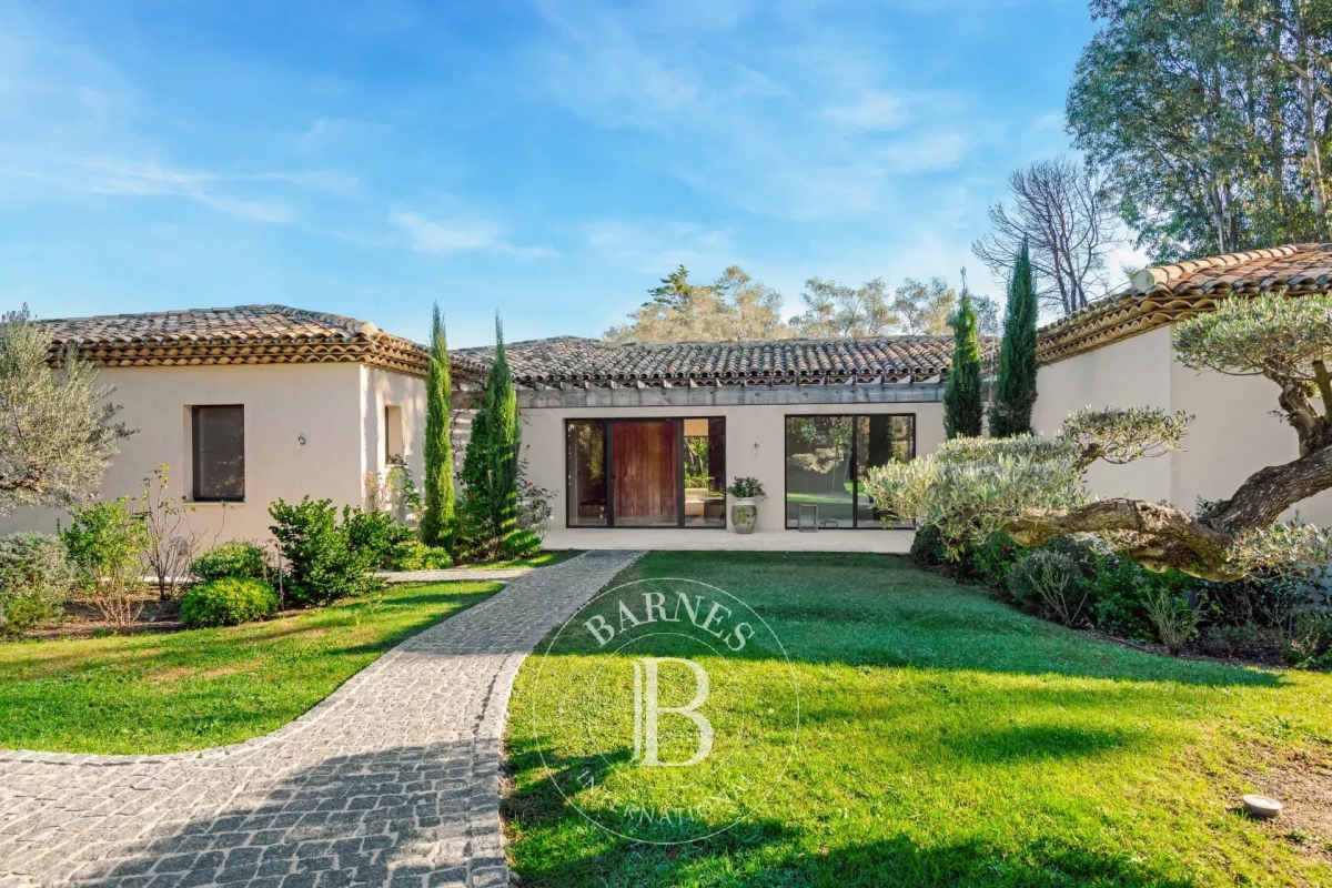 Luxury House for sale in Saint-Tropez, 19 150 000 €, Photo 2