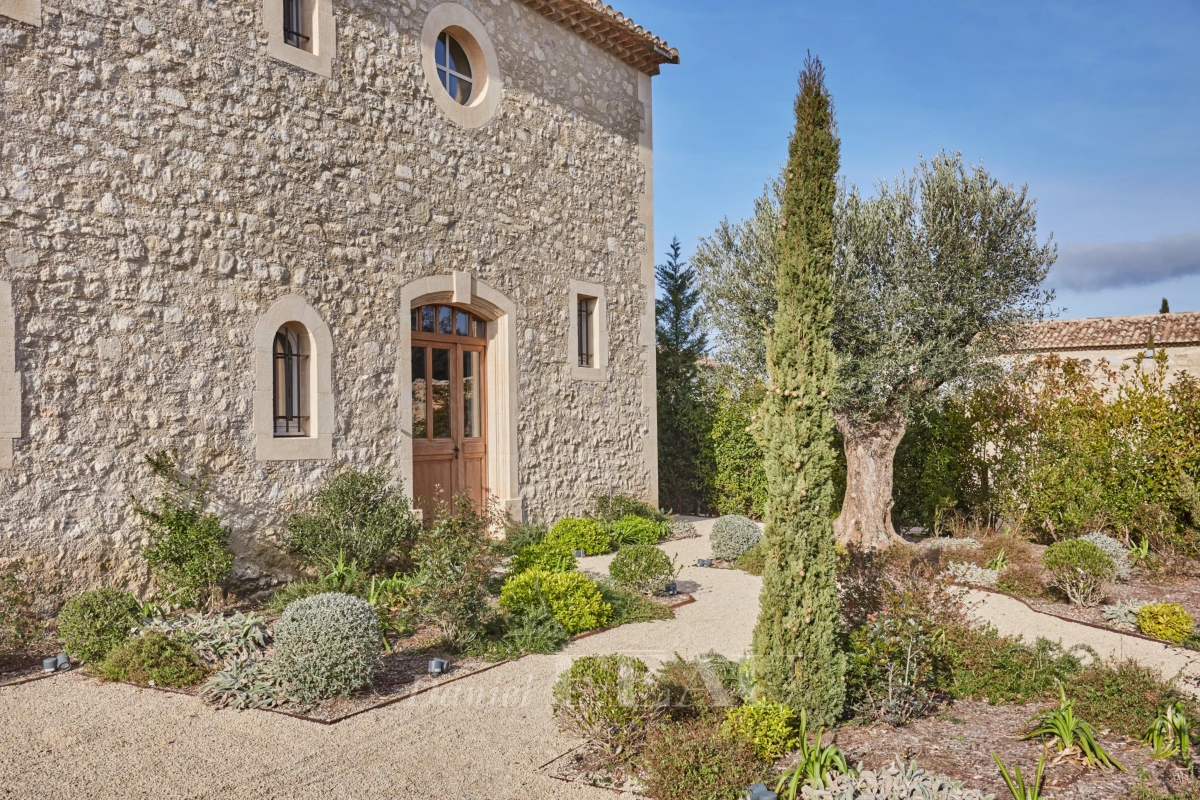 Luxury House for sale in Eygalières, 4 990 000 €, Photo 3