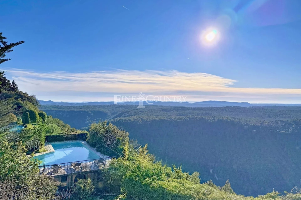 Maison de luxe à vendre à Saint-Cézaire-sur-Siagne, 990 000 €, Photo 3