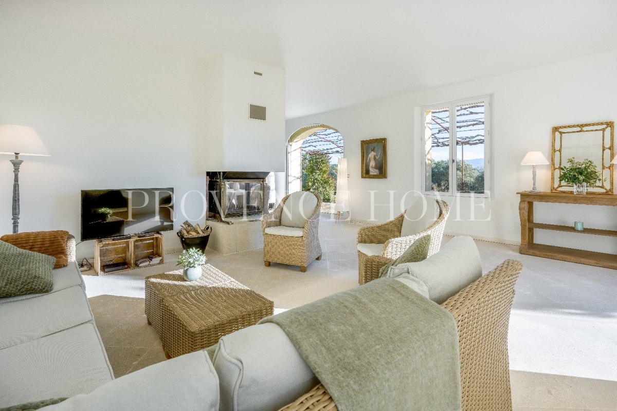 Maison de luxe à vendre à Gordes, 1 270 000 €, Photo 4