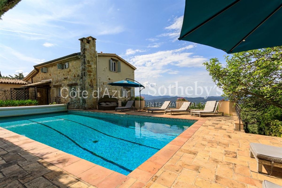 Luxury House for sale in Montauroux, 1 690 000 €, Photo 1