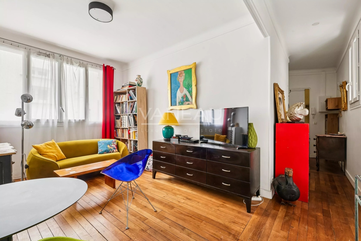 Luxury Apartment for sale in Paris 15Ème, 398 000 €, Photo 4