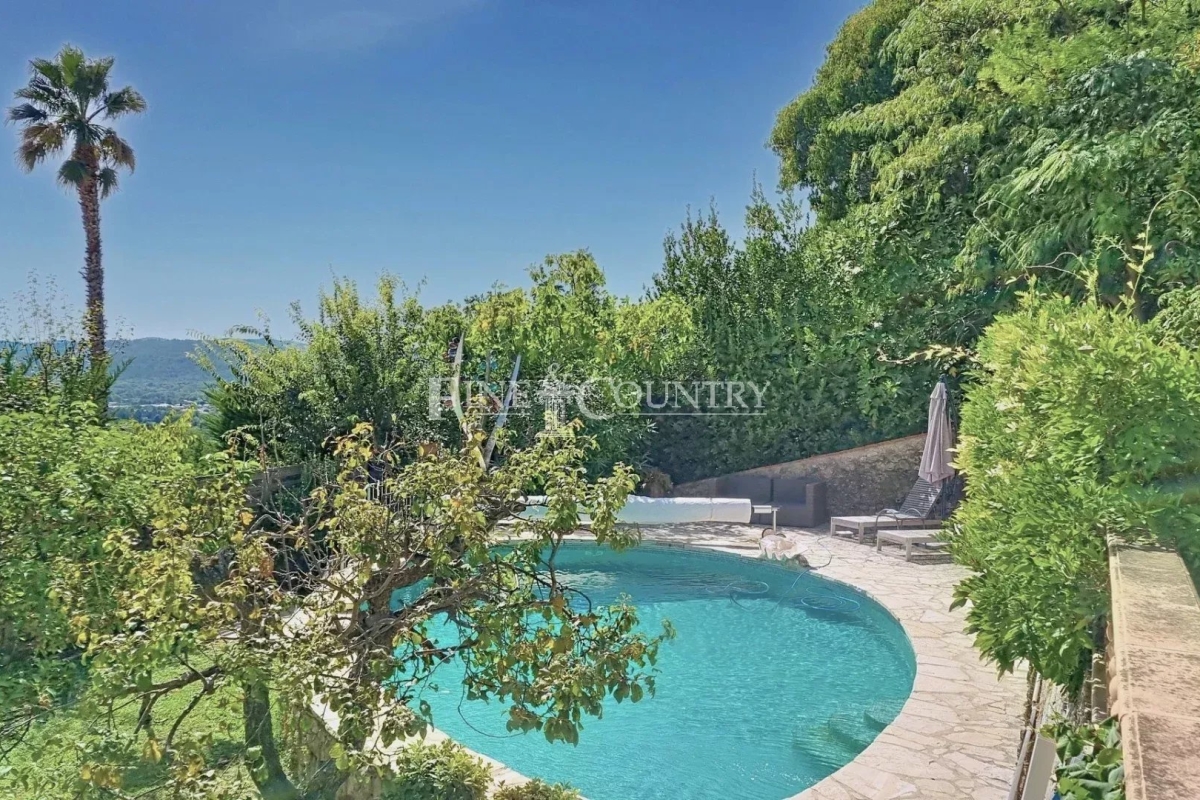 Luxury House for sale in Callian, 580 000 €, Photo 2