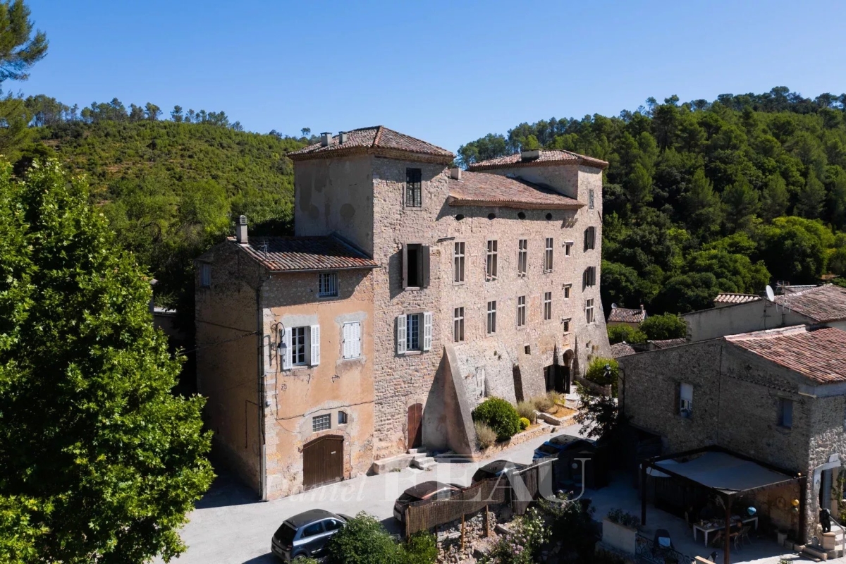 Maison de luxe à vendre à Montfort-sur-Argens, 750 000 €, Photo 1