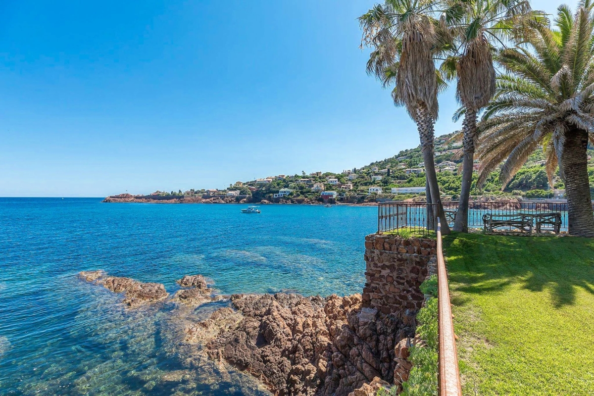 Maison de luxe à vendre à Saint-Raphaël, 4 900 000 €, Photo 2