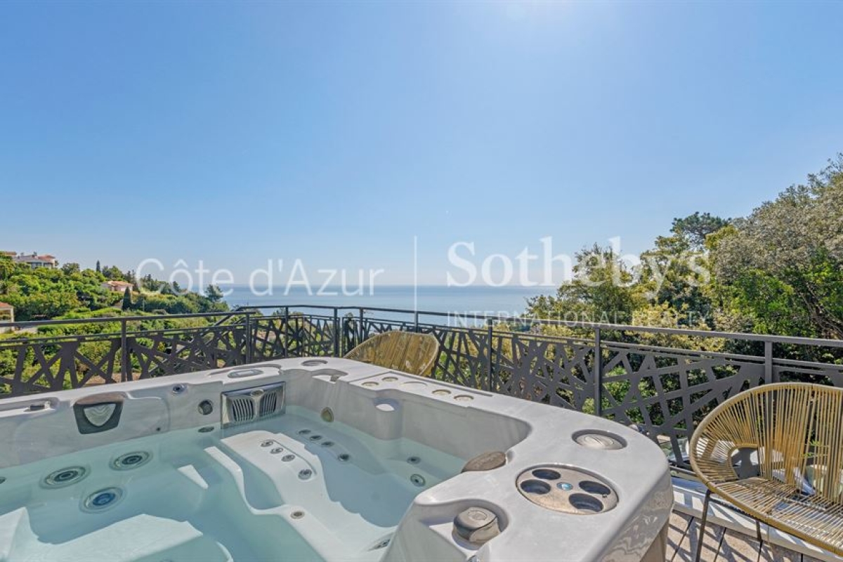 Luxury House for sale in Les Issambres, 3 200 000 €, Photo 2