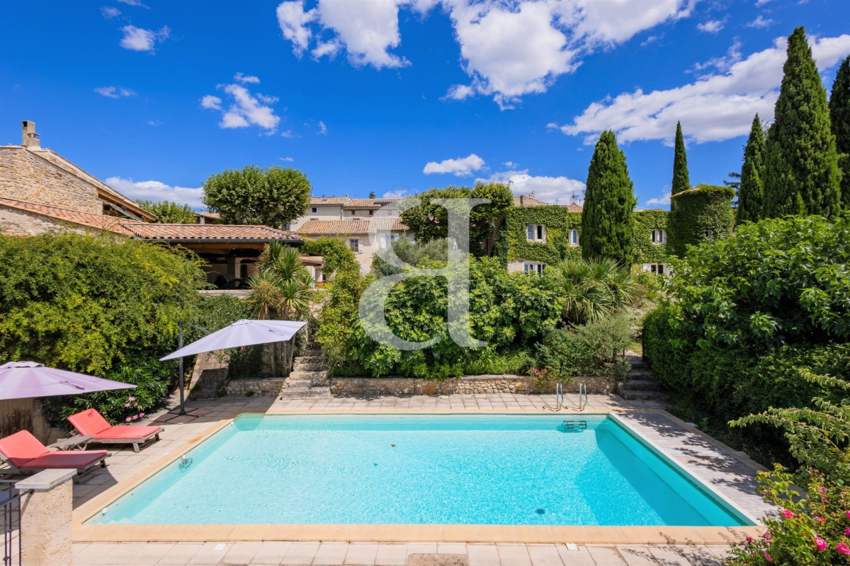 Maison de luxe à vendre à Vaison-la-Romaine, 1 200 000 €, Photo 1