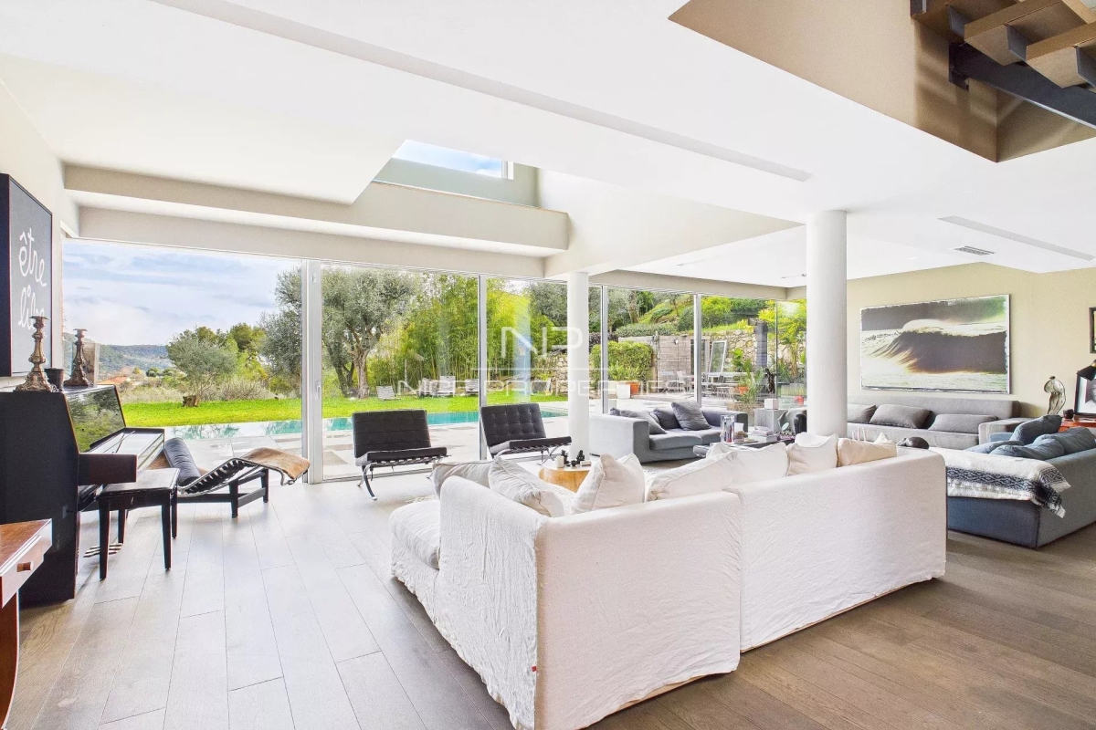 Maison de luxe à vendre à Nice, 2 968 000 €, Photo 2