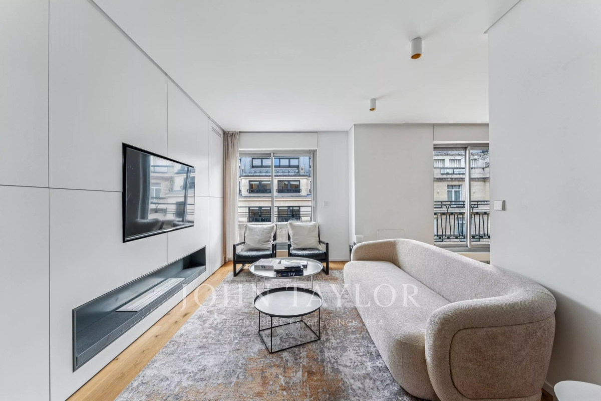 Luxury Apartment for rental in Paris 7Ème, 3 950 €, Photo 3