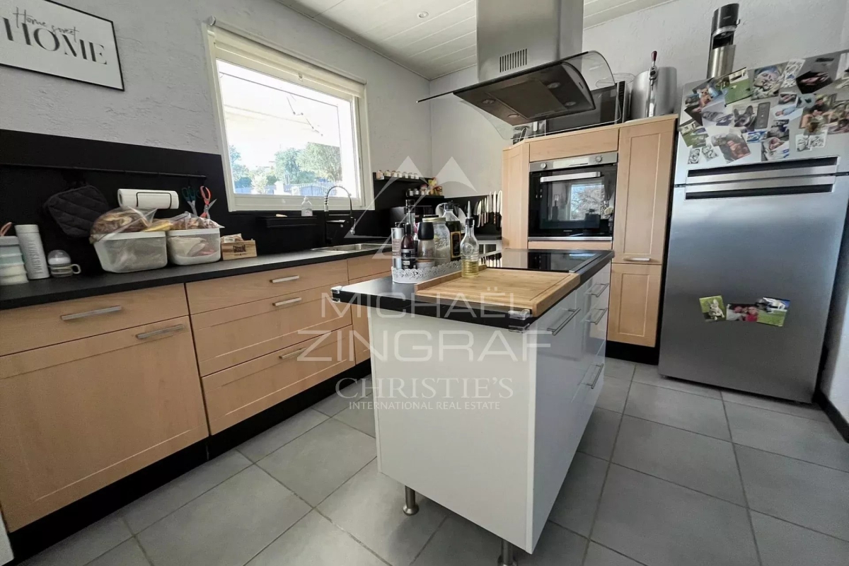 Luxury House for sale in La Gaude, 949 000 €, Photo 4