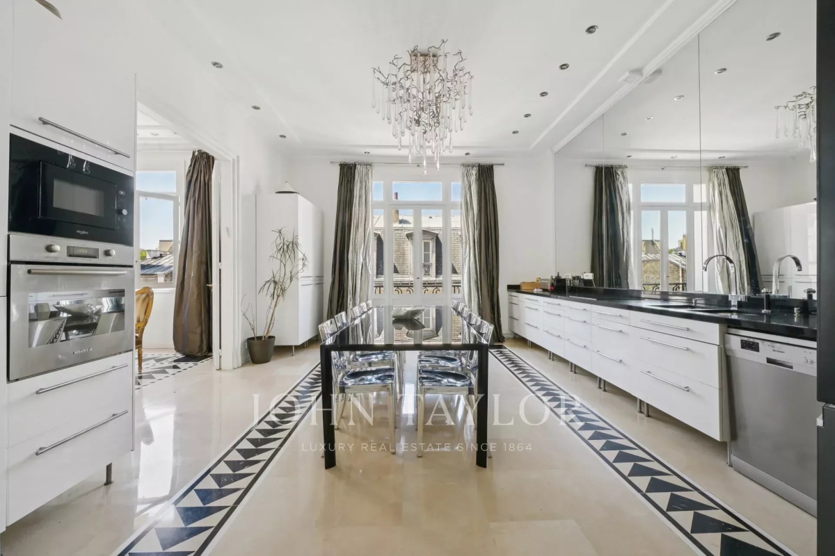 Luxury Apartment for rental in Paris 16ème, 7 900 €, Photo 5