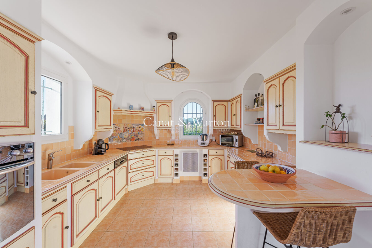 Maison de luxe à vendre à Roquebrune-sur-Argens, 2 380 000 €, Photo 7