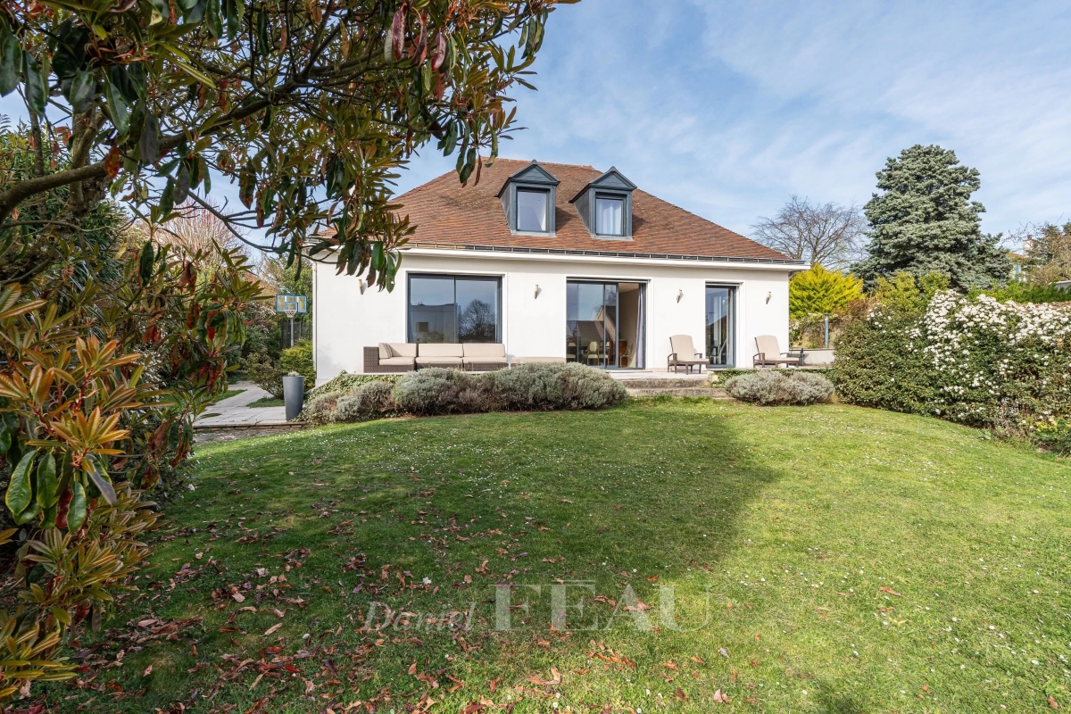 Maison de luxe à vendre à Saint-Cloud, 3 150 000 €, Photo 1