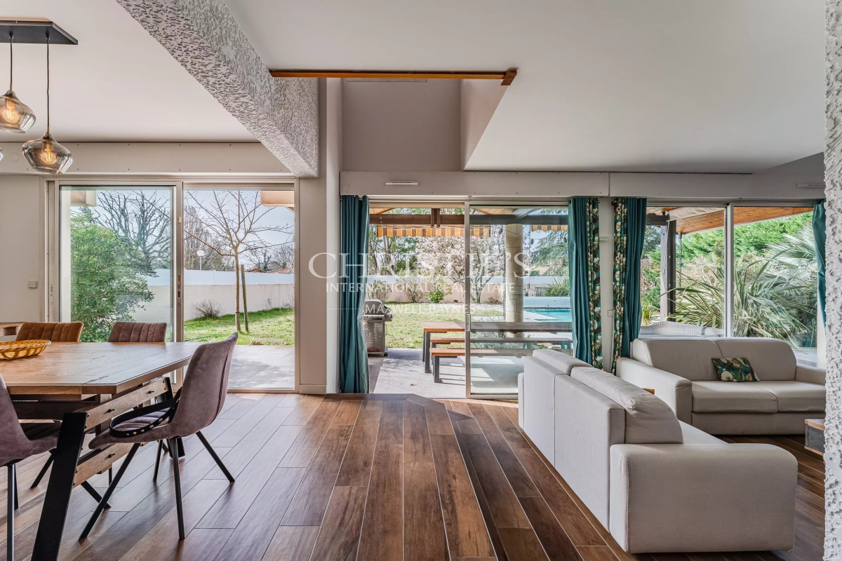 Luxury House for sale in Gujan-Mestras, 1 130 000 €, Photo 1