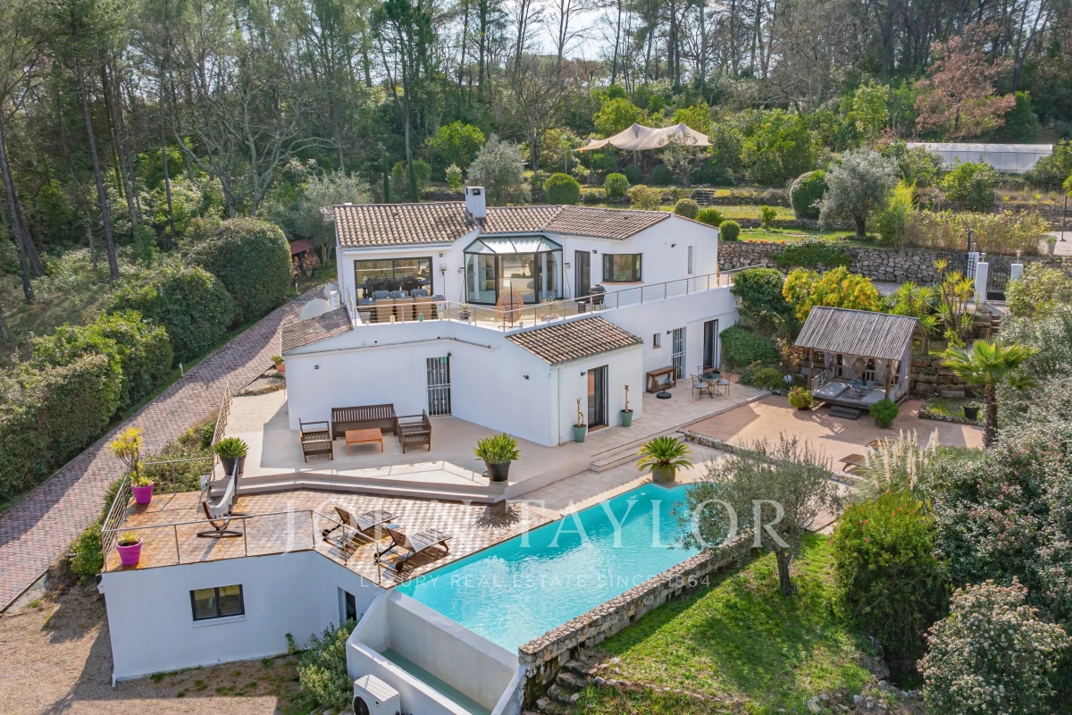 Luxury House for sale in Tourrettes, 1 285 000 €, Photo 2