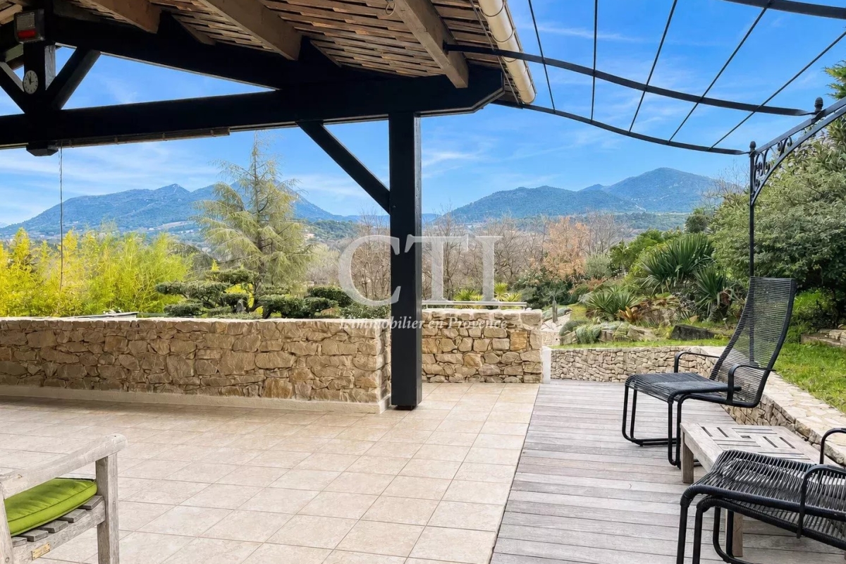 Luxury House for sale in Vaison-la-Romaine, 736 000 €, Photo 3