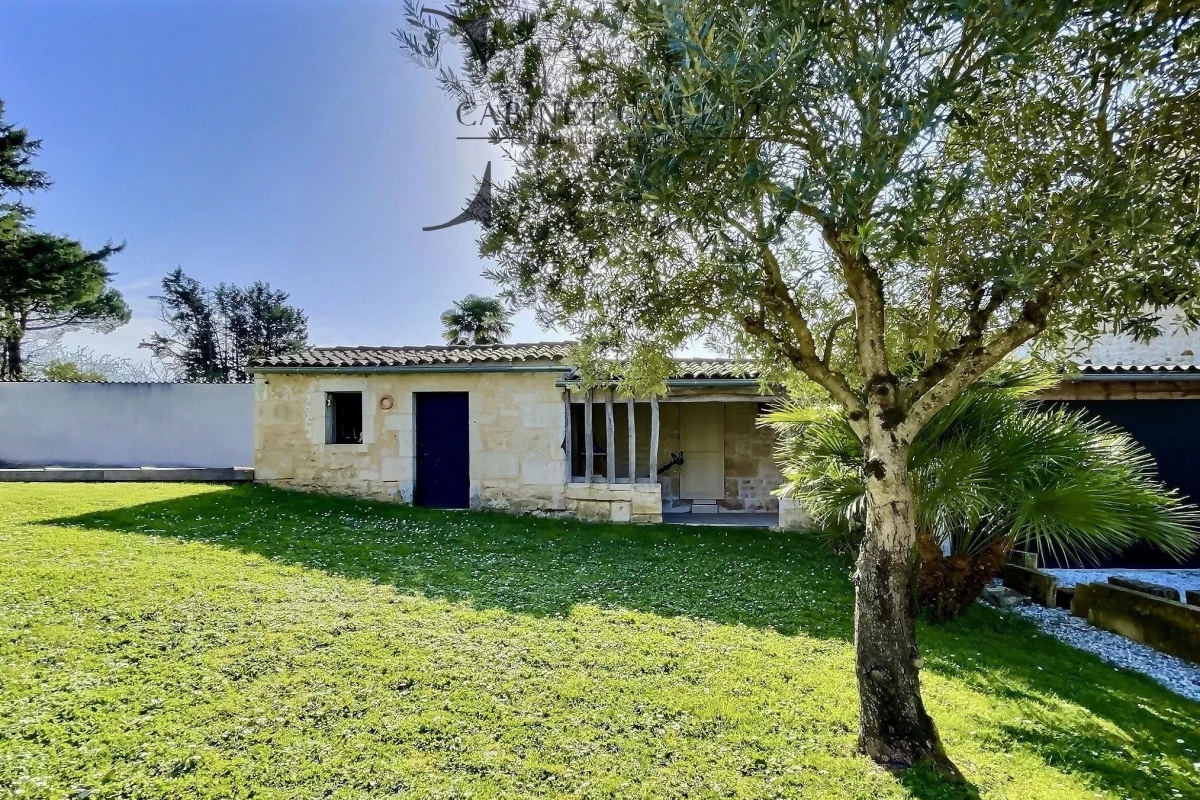 Maison de luxe à vendre à Pons, 588 000 €, Photo 6