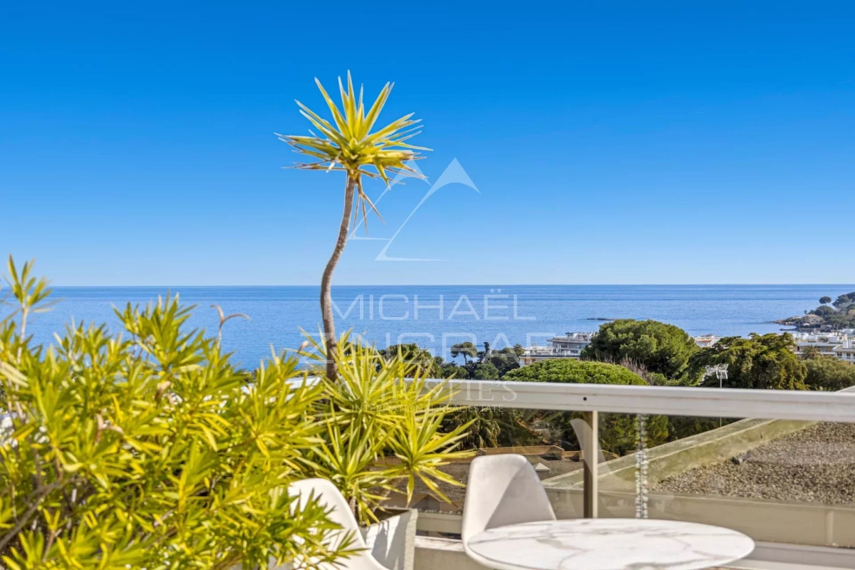 Luxury Apartment for sale in Antibes, 1 550 000 €, Photo 7