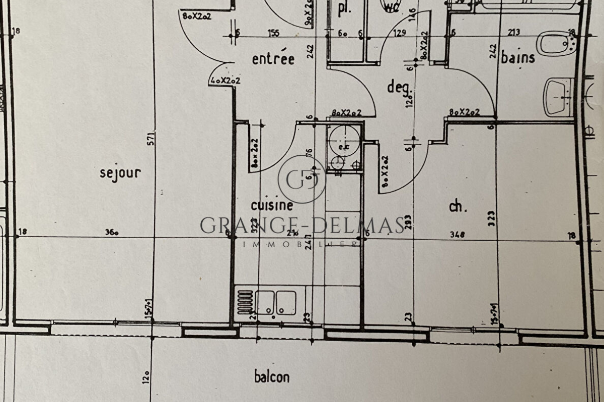 Appartement de luxe à vendre à Bordeaux, 198 000 €, Photo 2