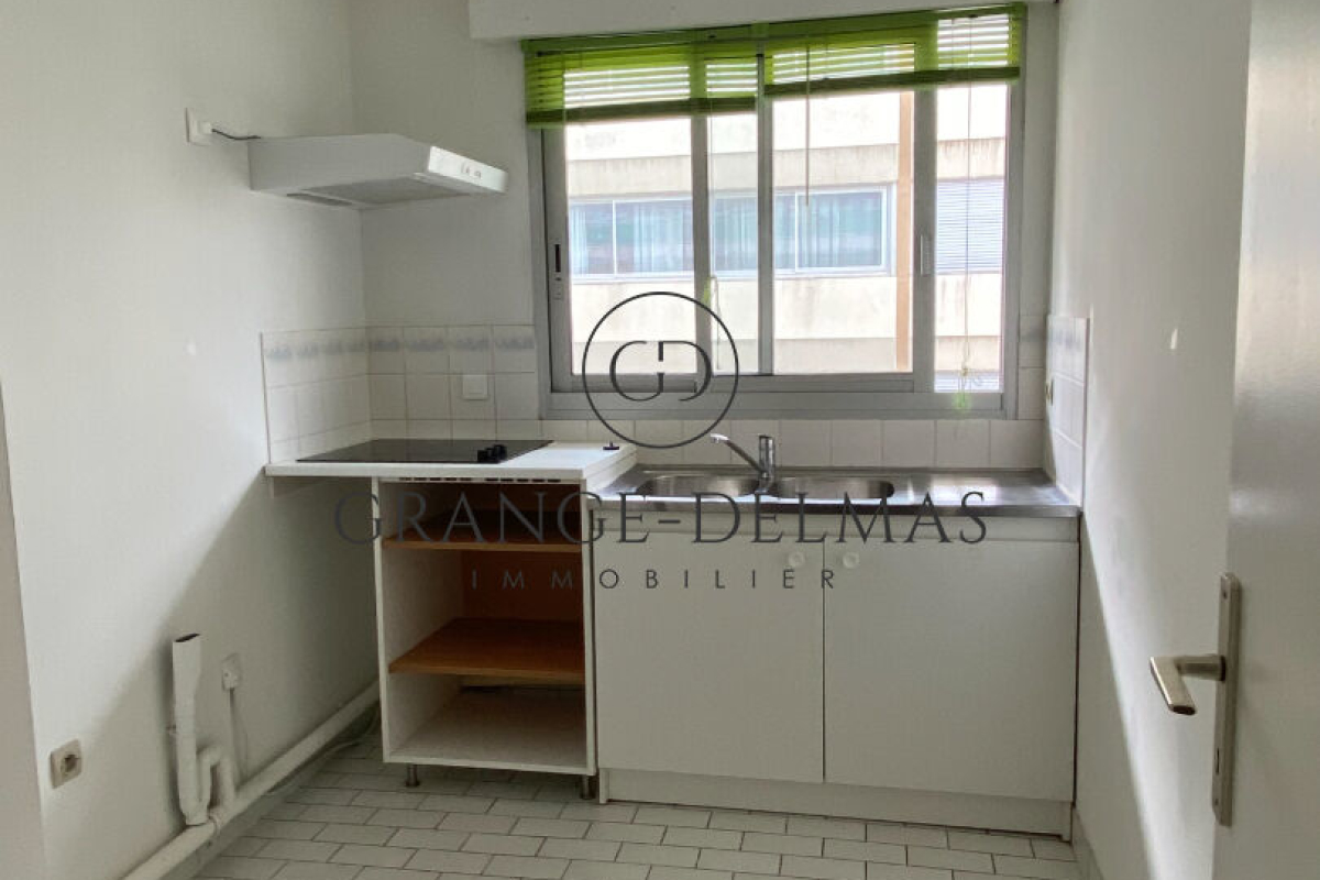 Appartement de luxe à vendre à Bordeaux, 198 000 €, Photo 4