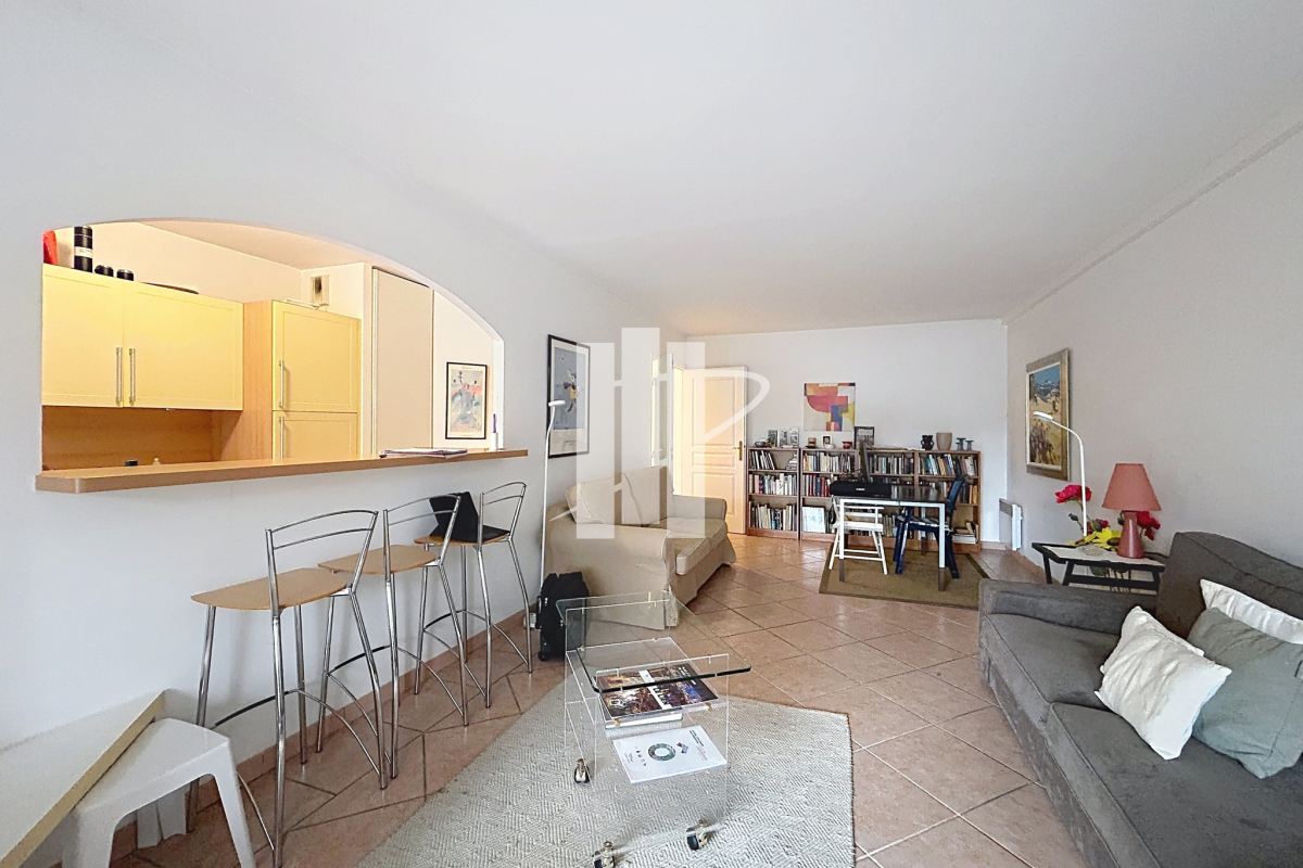 Appartement de luxe à vendre à Saint-Raphaël, 415 000 €, Photo 4