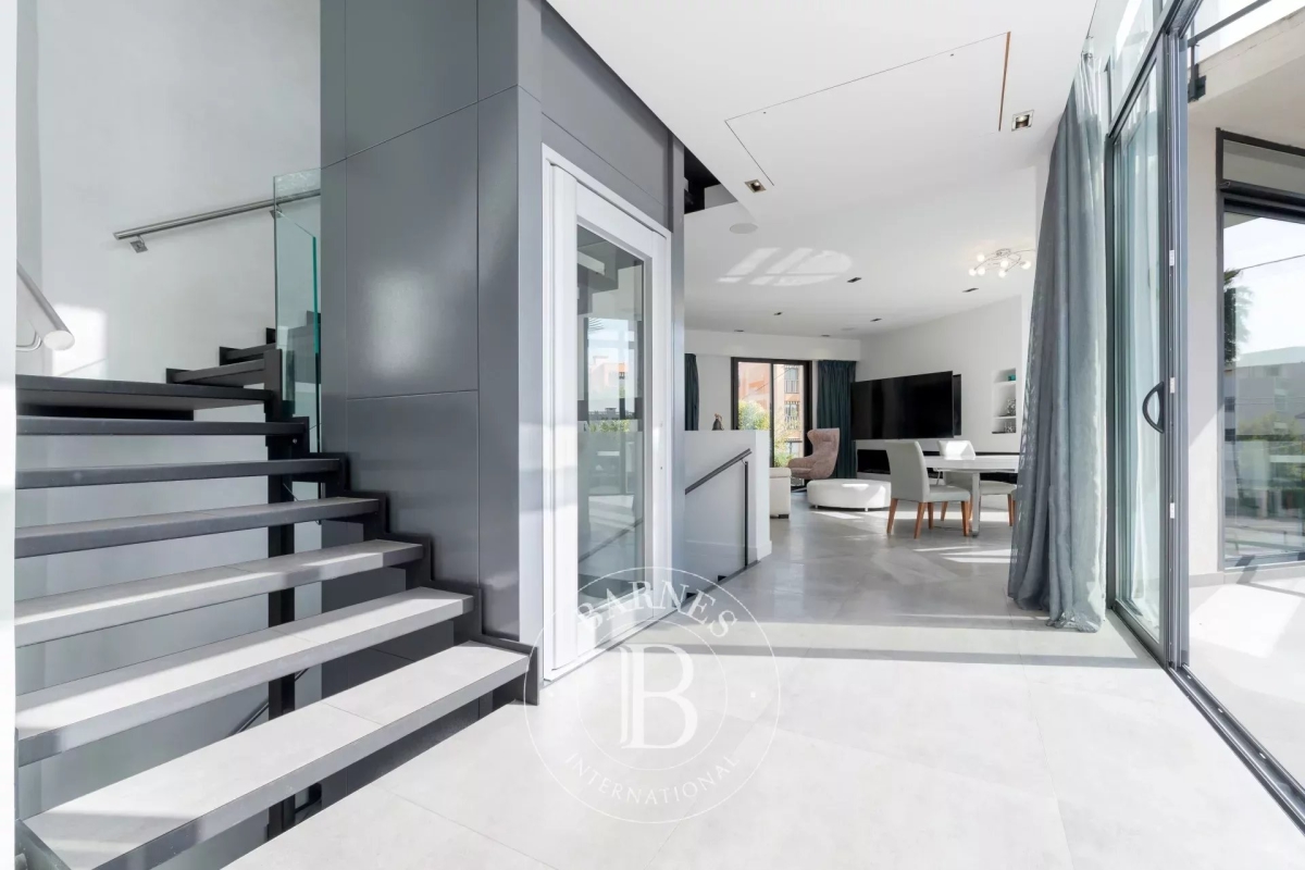 Maison de luxe à vendre à Cagnes-sur-Mer, 2 050 000 €, Photo 5