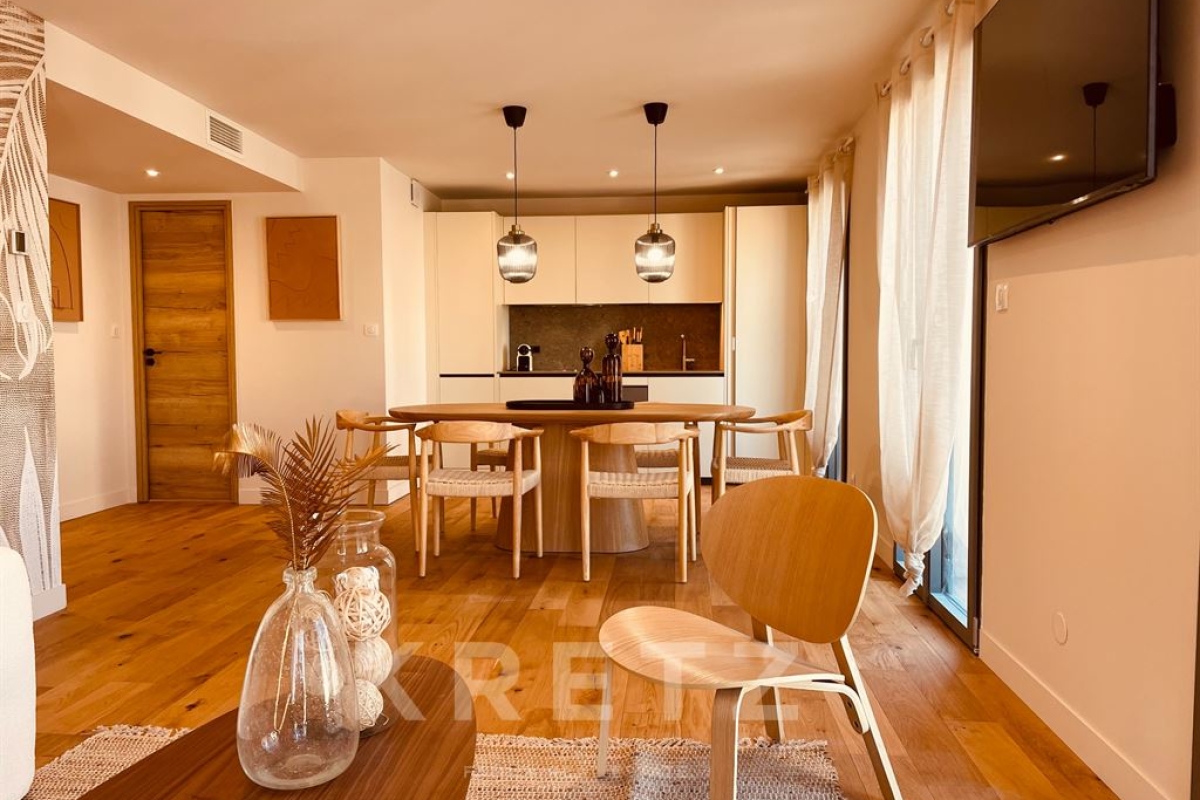 Luxury Apartment for sale in Sanary-sur-Mer, 556 500 €, Photo 3